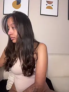 DianaHopson online show from May 17, 2026, 10:48 am