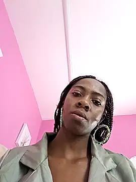 Snapshot of Shanelle__ chatting on November 19, 2025, 1:33 pm Shanelle online show from November 19, 2025, 1:33 pm