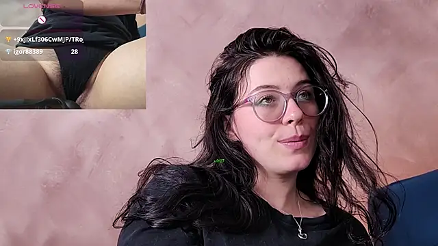 irinasweet27 online show from January 18, 2026, 3:37 pm