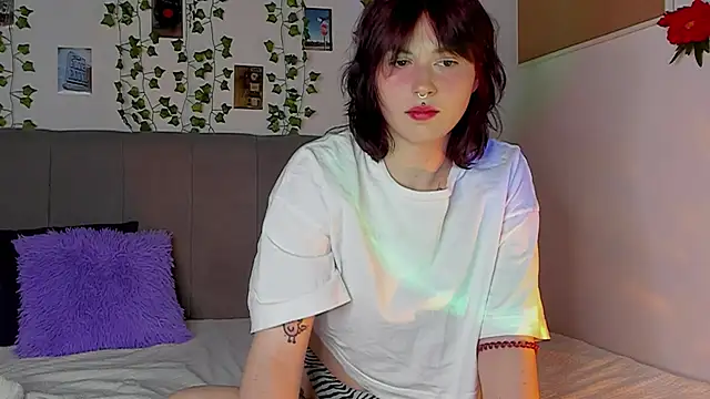 Snapshot of miss_Lizzy chatting on February 27, 2025, 1:08 am miss Lizzy online show from February 27, 2025, 1:08 am