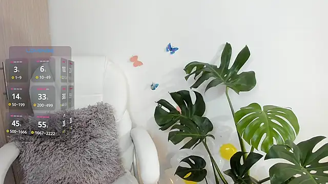 cutewhitneyr online show from October 2, 2025, 12:41 pm