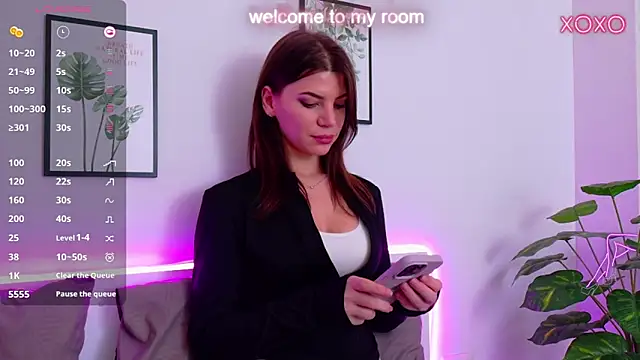 Snapshot of MeganGaleHorny chatting on February 18, 2025, 7:54 am MeganGaleHorny online show from February 18, 2025, 7:54 am