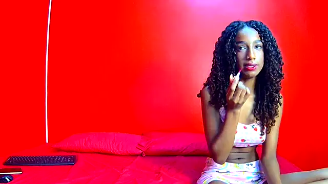 candymia68 online show from March 13, 2026, 10:15 pm