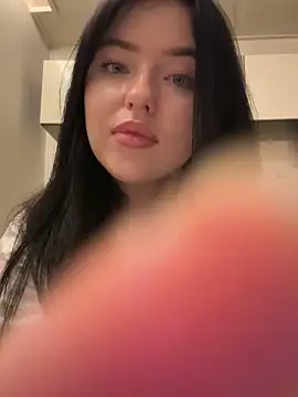 Snapshot of Angela_Fosterr chatting on November 8, 2025, 6:33 pm Angela Fosterr online show from November 8, 2025, 6:33 pm