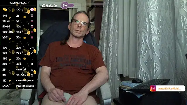 Snapshot of living_manors_2 chatting on February 27, 2025, 10:31 pm living manors 2 online show from February 27, 2025, 10:31 pm