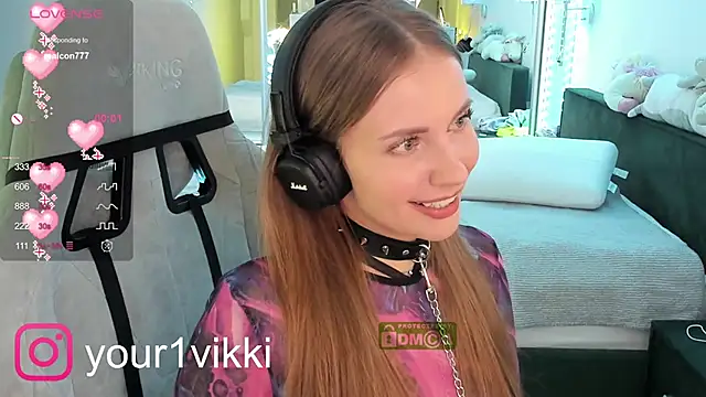 Snapshot of Vikki_Cheese chatting on January 24, 2025, 11:12 pm Vikki Cheese online show from January 24, 2025, 11:12 pm