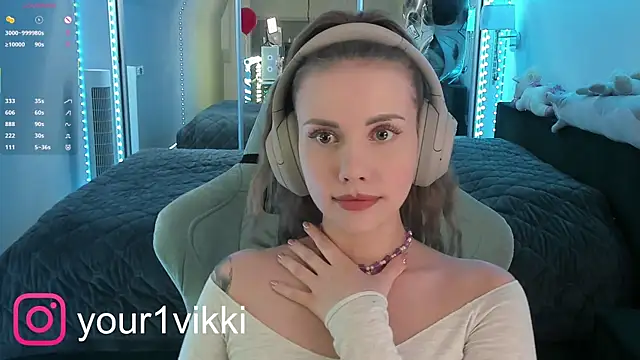 Snapshot of Vikki_Cheese chatting on March 12, 2025, 10:50 pm Vikki Cheese online show from March 12, 2025, 10:50 pm