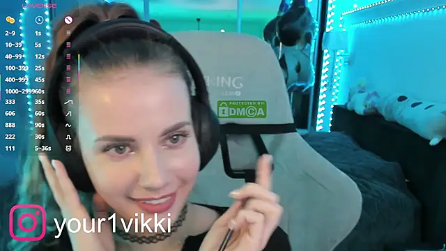 Snapshot of Vikki_Cheese chatting on February 17, 2025, 9:21 pm Vikki Cheese online show from February 17, 2025, 9:21 pm