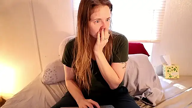 Snapshot of xxpixeyxx chatting on January 19, 2026, 2:32 pm xxpixeyxx online show from January 19, 2026, 2:32 pm