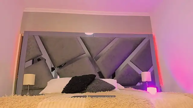 JulietaHazze online show from November 9, 2025, 3:54 am