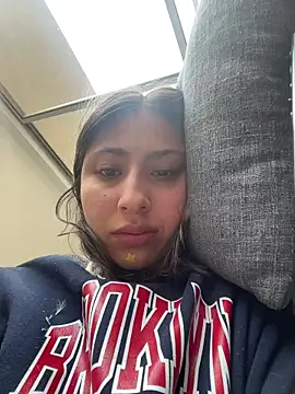 Ameellie online show from March 15, 2026, 2:24 pm