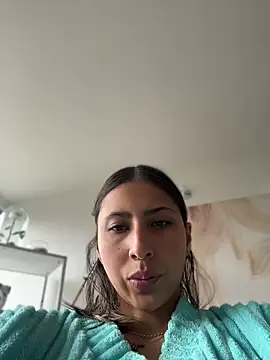 Snapshot of Ameellie chatting on April 30, 2026, 2:46 pm Ameellie online show from April 30, 2026, 2:46 pm