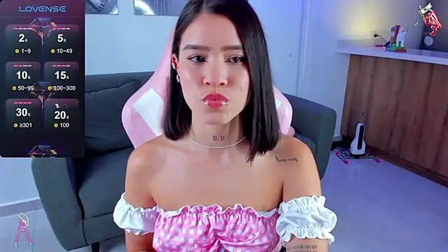 Snapshot of sophia_willians chatting on January 6, 2025, 7:35 pm sophia willians online show from January 6, 2025, 7:35 pm