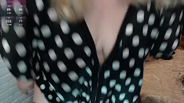 Snapshot of Marina_Yourangel chatting on February 20, 2026, 3:25 am Marina Yourangel online show from February 20, 2026, 3:25 am