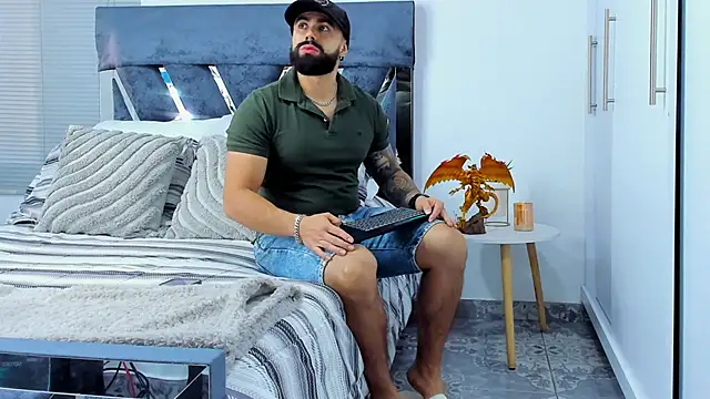 Zack Froone online show from February 11, 2026, 12:38 pm