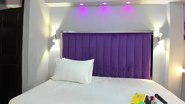 SaraRiley online show from September 10, 2025, 10:42 pm