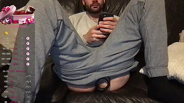 Snapshot of athenphysics chatting on December 7, 2024, 9:11 am athenphysics online show from December 7, 2024, 9:11 am