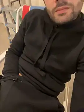 Snapshot of athenphysics chatting on January 14, 2025, 4:08 pm athenphysics online show from January 14, 2025, 4:08 pm