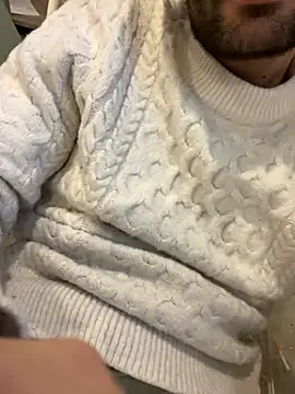 Snapshot of athenphysics chatting on January 15, 2025, 3:29 pm athenphysics online show from January 15, 2025, 3:29 pm