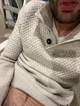 Snapshot of athenphysics chatting on January 13, 2025, 7:20 pm athenphysics online show from January 13, 2025, 7:20 pm