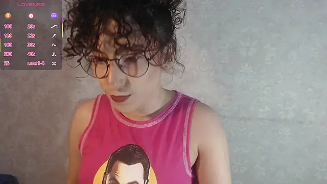 Snapshot of little__amy_ chatting on October 26, 2025, 11:16 pm little amy online show from October 26, 2025, 11:16 pm