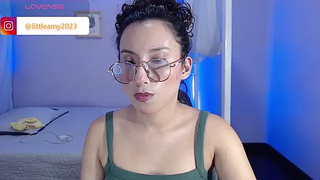Snapshot of little__amy_ chatting on March 19, 2025, 12:26 am little amy online show from March 19, 2025, 12:26 am