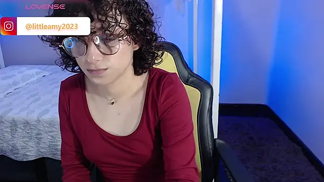 Snapshot of little__amy_ chatting on February 10, 2025, 9:47 pm little amy online show from February 10, 2025, 9:47 pm