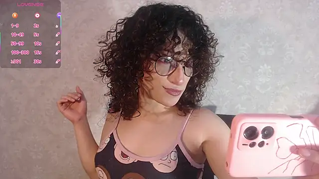 Snapshot of little__amy_ chatting on October 24, 2025, 9:03 pm little amy online show from October 24, 2025, 9:03 pm