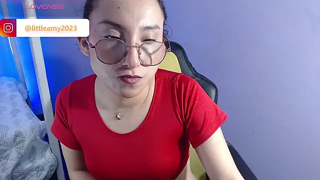 Snapshot of little__amy_ chatting on February 7, 2025, 7:38 pm little amy online show from February 7, 2025, 7:38 pm