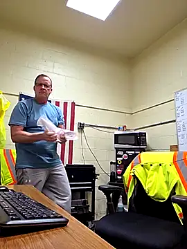 Snapshot of Cockrub1 chatting on March 4, 2025, 12:33 pm Cockrub1 online show from March 4, 2025, 12:33 pm