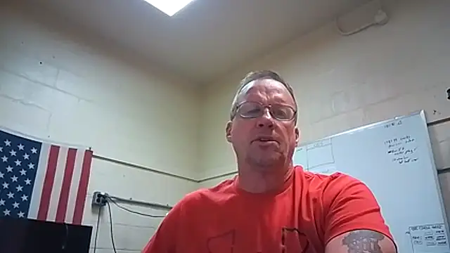 Snapshot of Cockrub1 chatting on November 19, 2025, 12:16 pm Cockrub1 online show from November 19, 2025, 12:16 pm