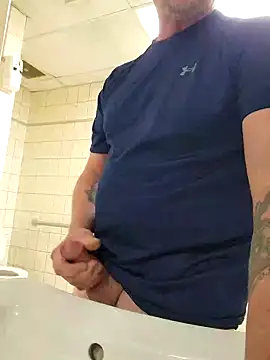 Snapshot of Cockrub1 chatting on December 12, 2024, 11:03 pm Cockrub1 online show from December 12, 2024, 11:03 pm