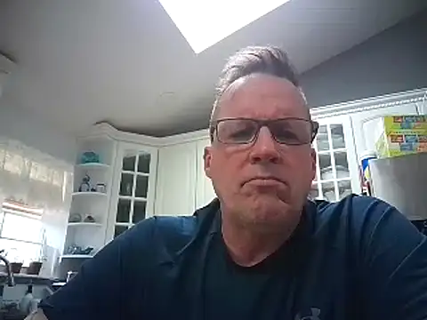 Snapshot of Cockrub1 chatting on February 16, 2025, 2:21 pm Cockrub1 online show from February 16, 2025, 2:21 pm