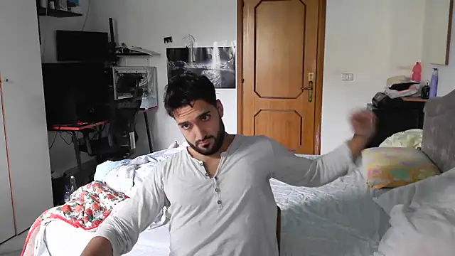 Snapshot of Alexox02 chatting on October 16, 2025, 9:17 am Alexox02 online show from October 16, 2025, 9:17 am