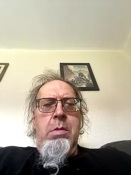 Snapshot of chatting on September 21, 2025, 11:26 am online show from September 21, 2025, 11:26 am