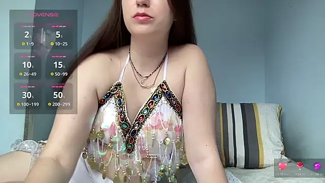 Teylor Love online show from June 3, 2026, 1:34 pm