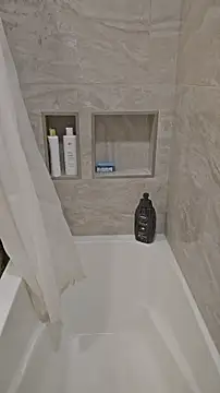 Snapshot of bigdeal698 chatting on January 17, 2026, 8:18 am bigdeal698 online show from January 17, 2026, 8:18 am