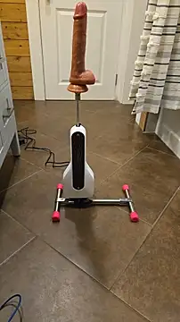 Snapshot of bigdeal698 chatting on February 1, 2026, 6:11 am bigdeal698 online show from February 1, 2026, 6:11 am