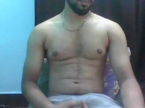 8inchlegendbro online show from May 31, 2026, 5:13 am