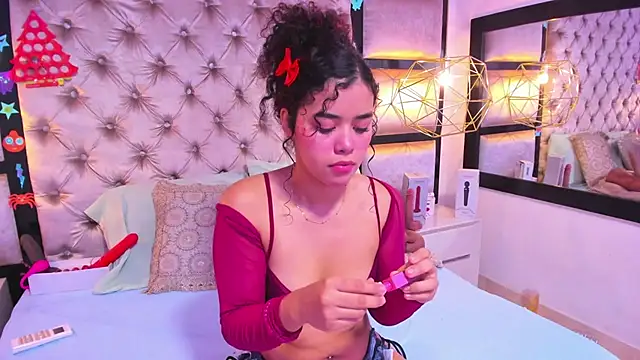 Angela lovee online show from February 5, 2026, 12:56 pm