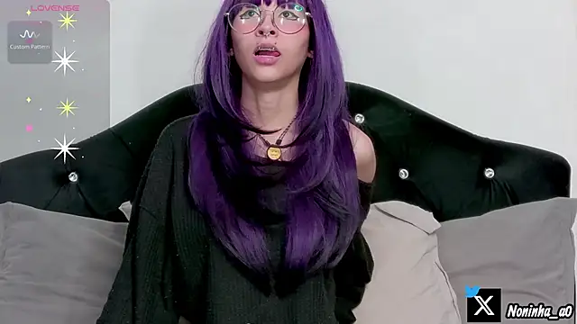 nonawhitemm online show from May 12, 2026, 11:33 pm