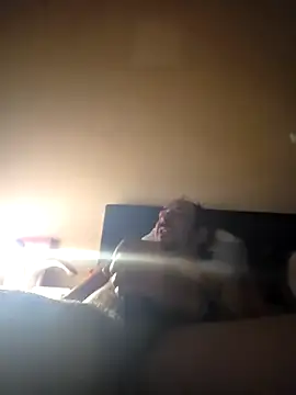 Snapshot of antoniox1978 chatting on November 11, 2025, 4:24 pm antoniox1978 online show from November 11, 2025, 4:24 pm