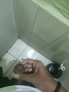 samlord261 online show from November 28, 2025, 9:26 pm