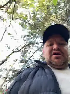 Aronn4 online show from October 21, 2025, 8:36 am