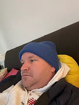 Snapshot of Aronn4 chatting on January 19, 2026, 9:46 am Aronn4 online show from January 19, 2026, 9:46 am