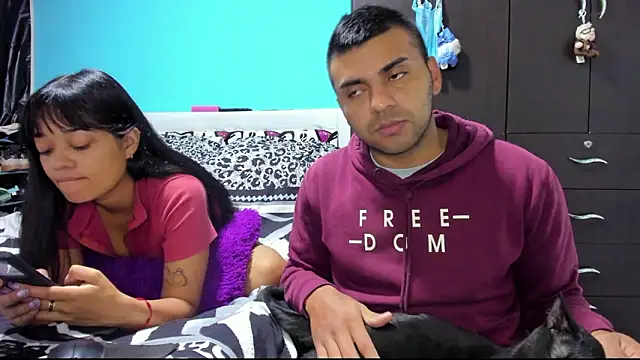 2ScarletandRyan8 online show from January 15, 2026, 10:07 am