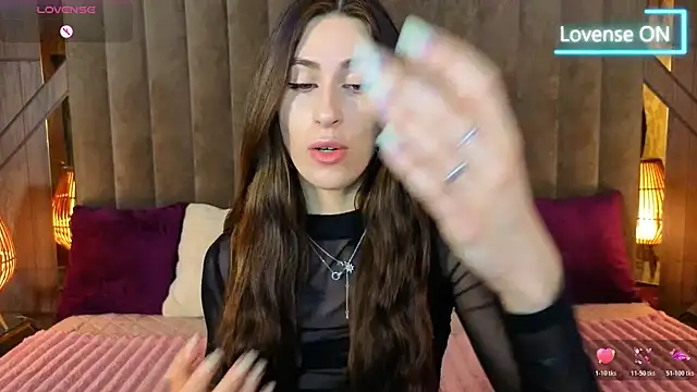 Sexy Lava online show from May 29, 2026, 6:19 am