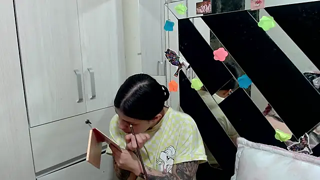 Snapshot of katery_wok11 chatting on March 14, 2026, 2:28 am katery wok11 online show from March 14, 2026, 2:28 am