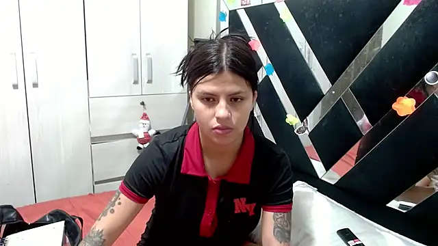 Snapshot of katery_wok11 chatting on May 15, 2026, 1:47 am katery wok11 online show from May 15, 2026, 1:47 am