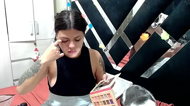 Snapshot of katery_wok11 chatting on May 10, 2026, 1:31 am katery wok11 online show from May 10, 2026, 1:31 am